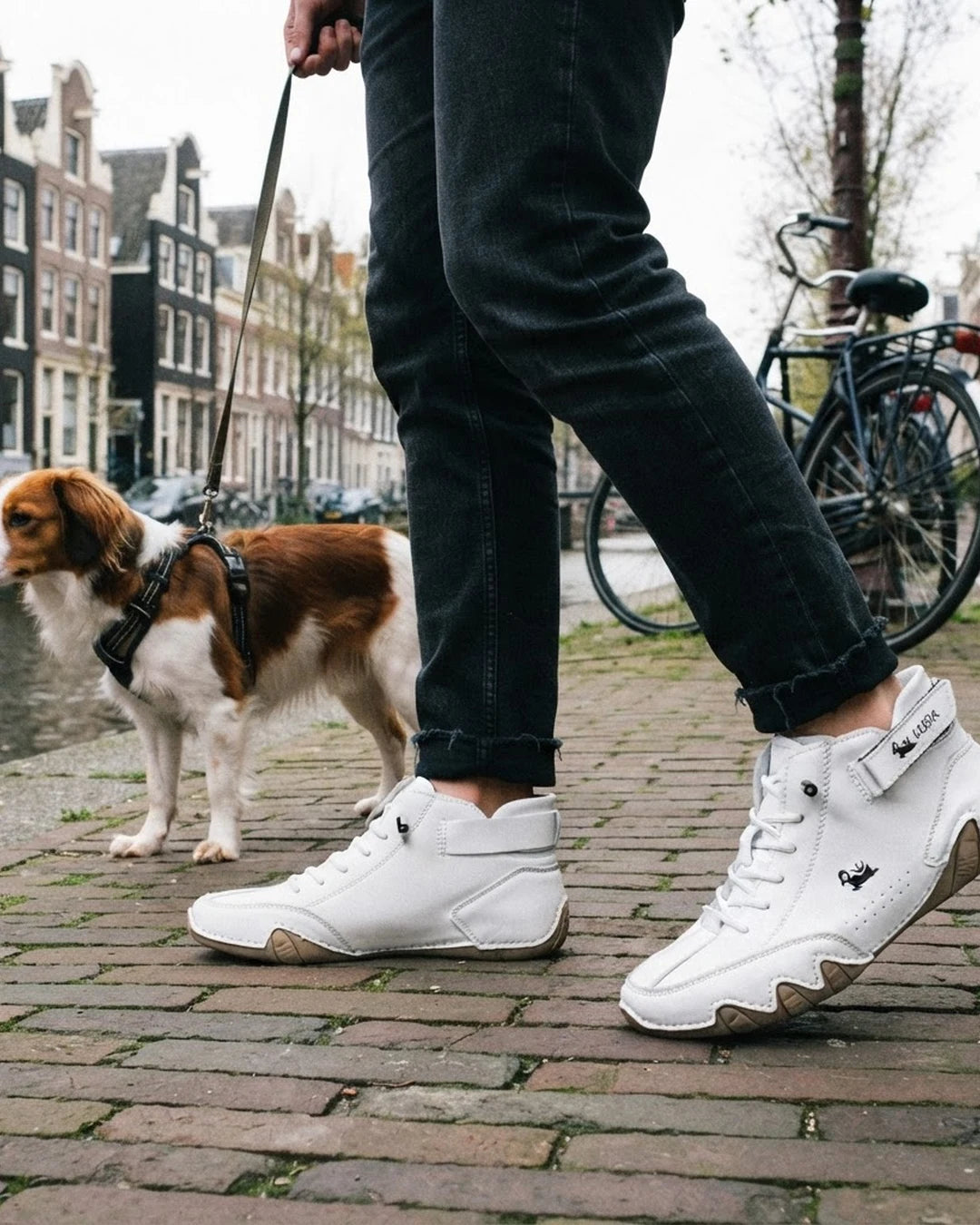 Barevo orthopedische schoenen – klantfoto, hond uitlaten