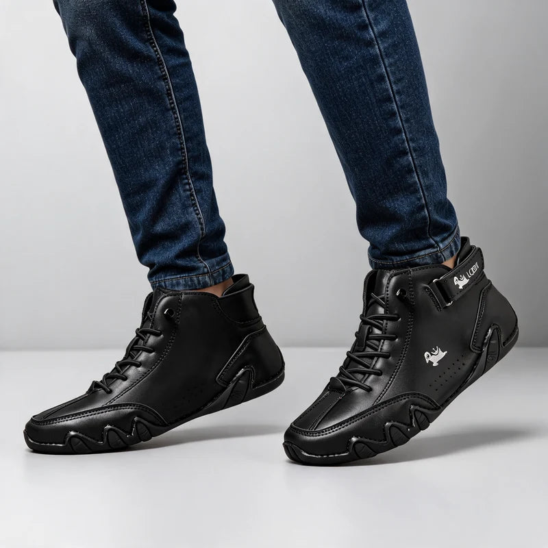 Barevo orthopedische schoenen – Zwart, gedragen door model