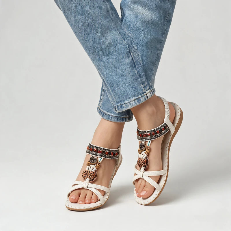 Belleva open teen sandalen – Wit, gedragen door model