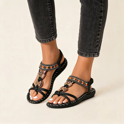 Belleva open teen sandalen – Zwart, gedragen door model