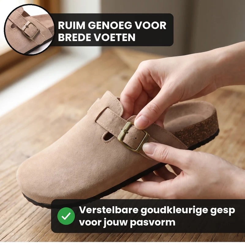 Clogevo lichtgewicht comfort clogs – Beige, lifestyle op straat