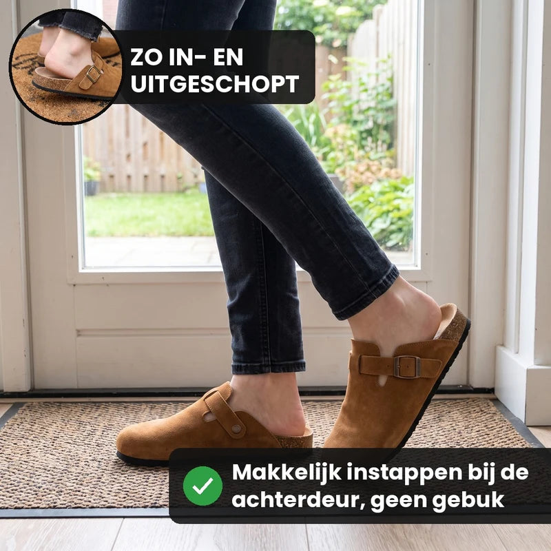 Clogevo lichtgewicht comfort clogs – Bruin, lifestyle op straat