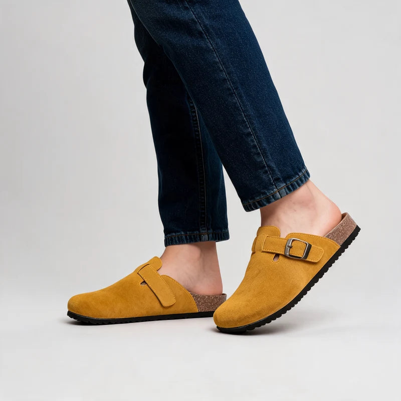 Clogevo lichtgewicht comfort clogs – Geel, gedragen door model