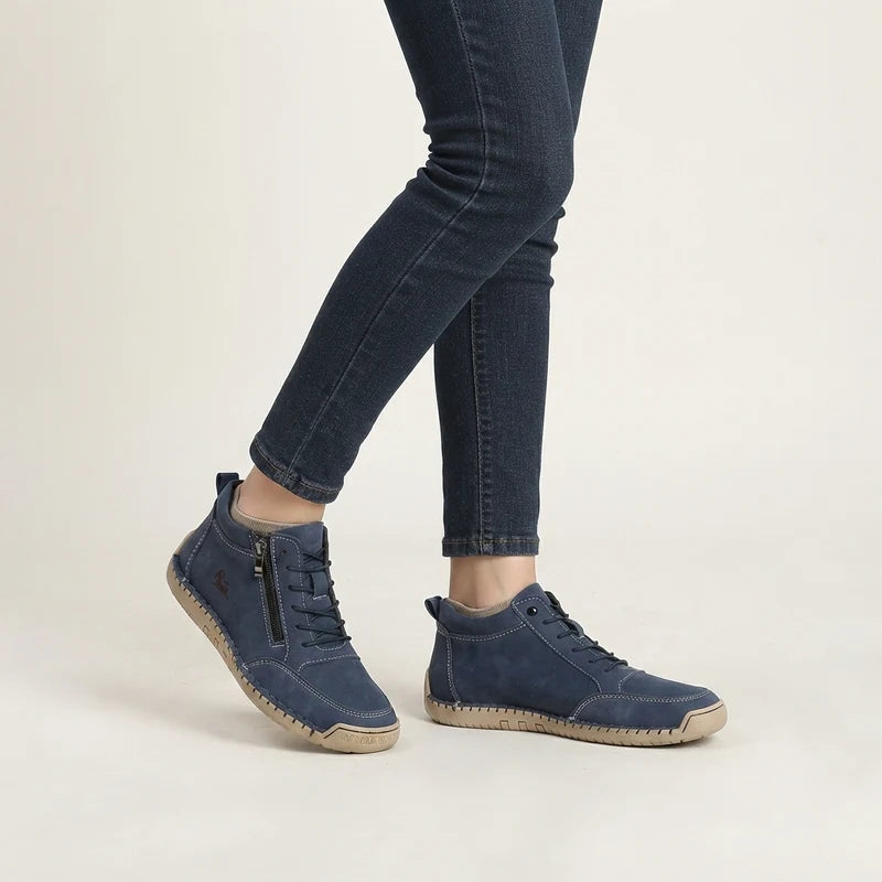 MayFit Zip comfortsneakers – Blauw, gedragen door model