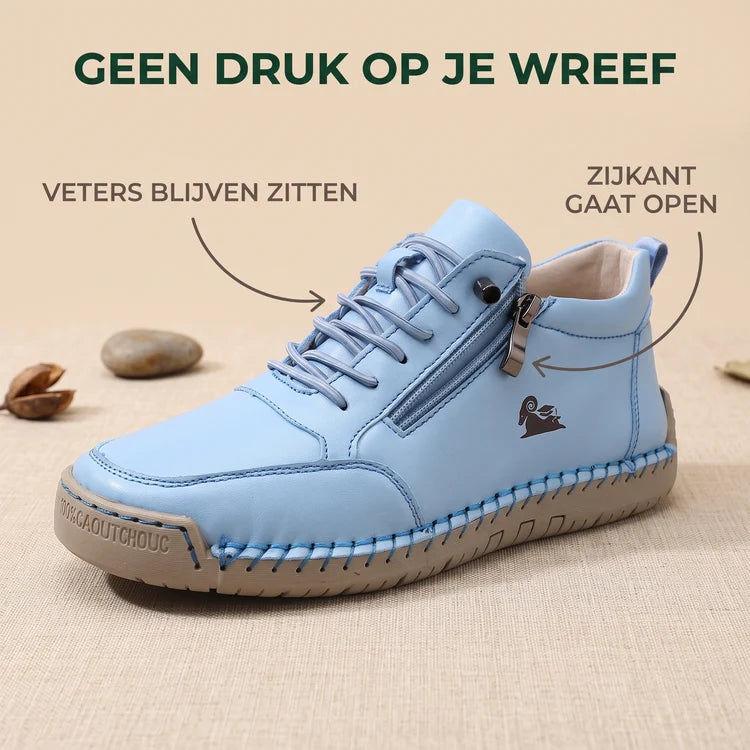 3. De zijkant gaat open, je veters blijven zitten