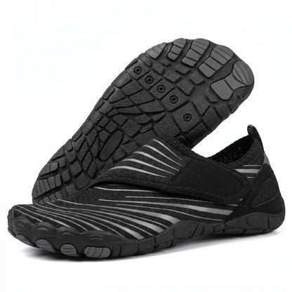 Natueva lichte & flexibele barefoot schoenen – Zwart, zijaanzicht en zool