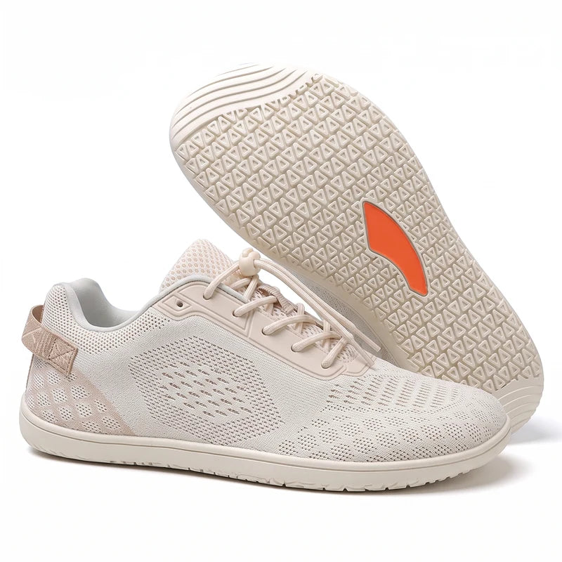 Ruimstep brede comfortsneakers – Beige, zijaanzicht en zool