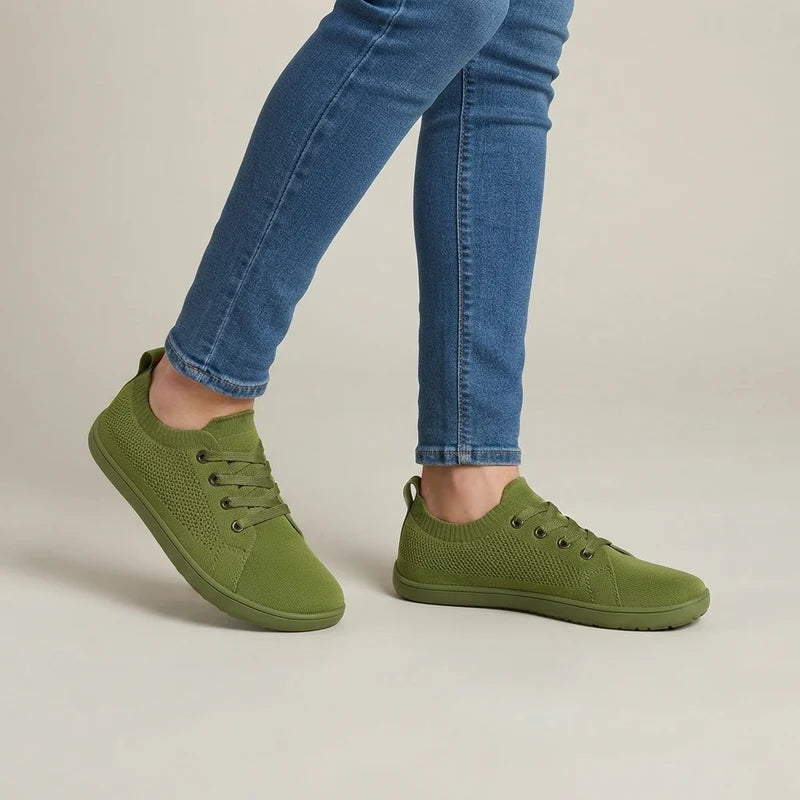 Stapvrij orthopedische comfortsneakers – Groen, gedragen door model