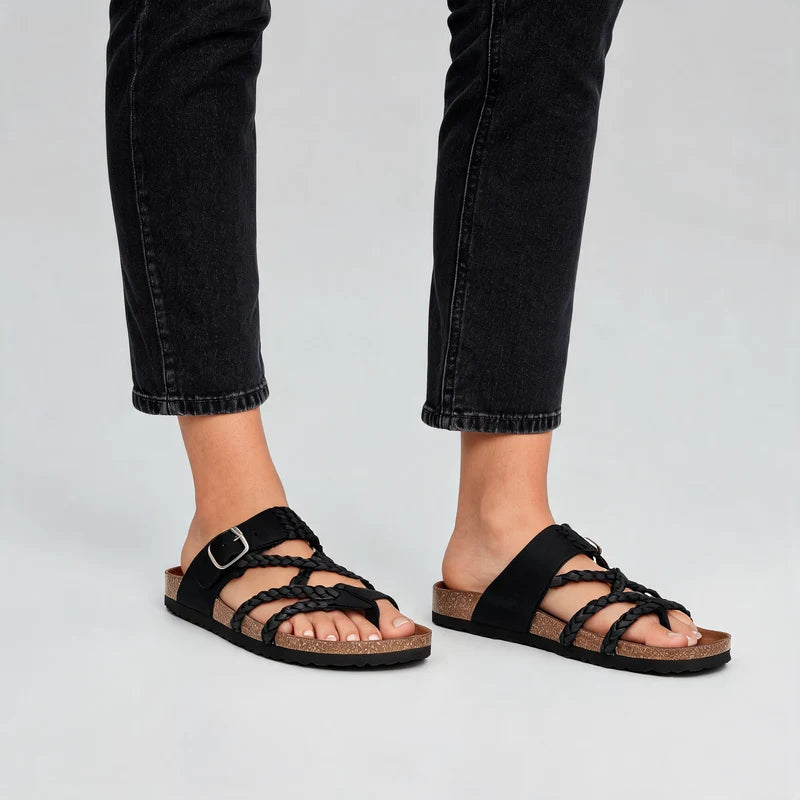 Zomerstep gevlochten leren sandalen – Zwart, gedragen door model